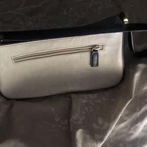 Mondavi purse